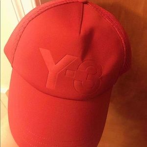 Used y3 hat